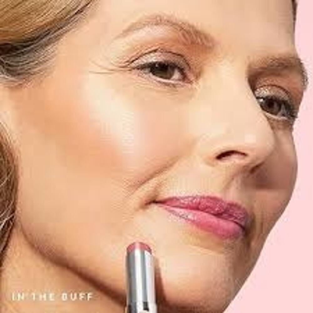 New Models Prefer  dual-ended lipstick and liner makeup tool Rose Celestial